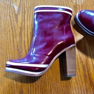 Diane Von Furstenberg   red high heels bootees